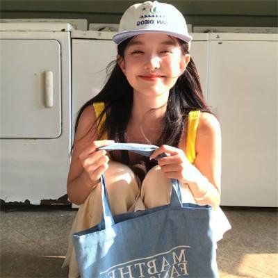 剩女小爱海报