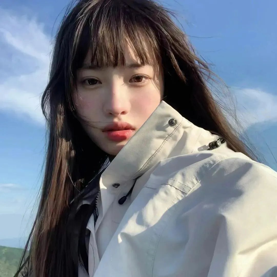 东柱海报