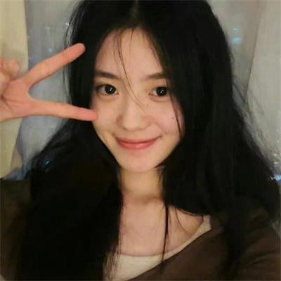 当比莉遇上花枝海报
